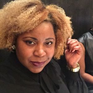 Meet your Posher, Alisa